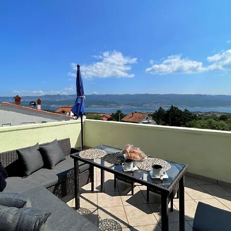- Panoramameerblick, Terrasse Apartman
