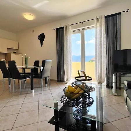 - Panoramameerblick, Terrasse Apartment Silo (Krk)