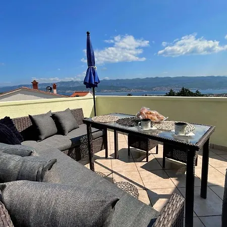 - Panoramameerblick, Terrasse Apartment Silo (Krk)